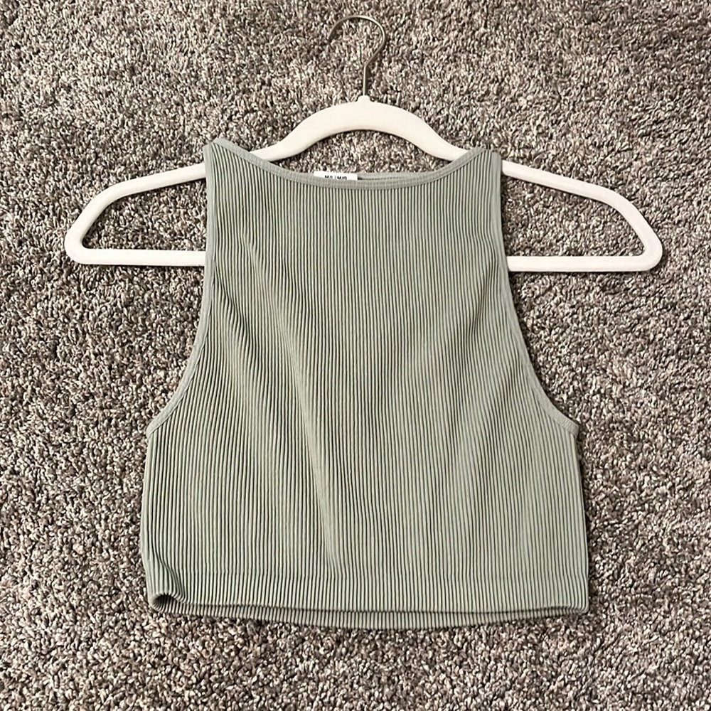 Cotton On green cropped tank top, size medium/large